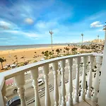 Classic Residence